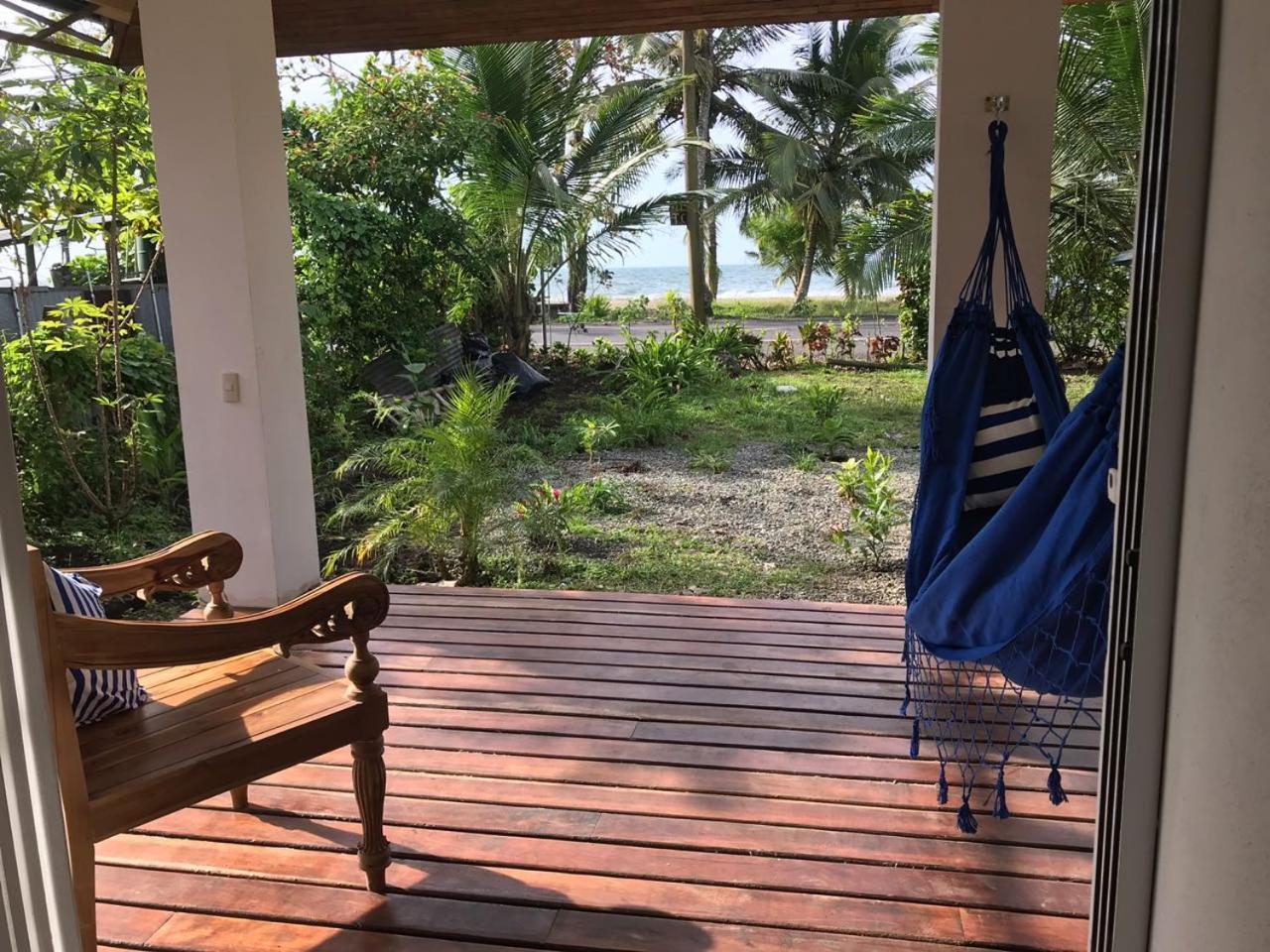 Pineapple House Manzanillo Villa Bagian luar foto